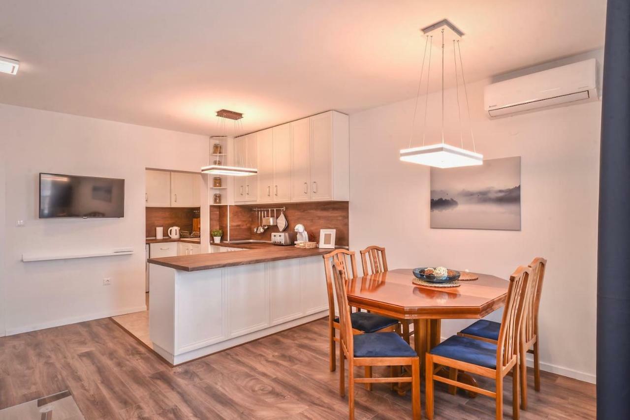 South Park, Vitosha View, 2-Bdr, 2-Bthr Apartment By Flat Mаnager โซเฟีย ภายนอก รูปภาพ